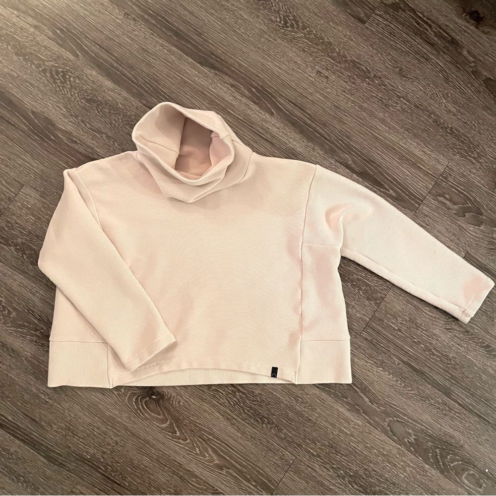 Varley ribbed crop turtleneck sweatshirt